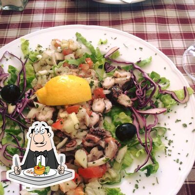 Platti al Restauran Portun
