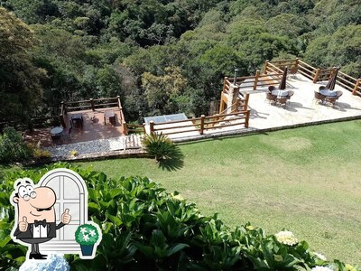Desfrute da vista da área externa do Pousada Alto dos Manacás