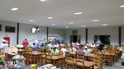 O interior do RESTAURANTE & HOTEL E POSTO DE COMBUSTIVÉL JCR JACIARA O ESTRADEIRO - Jaciara MT
