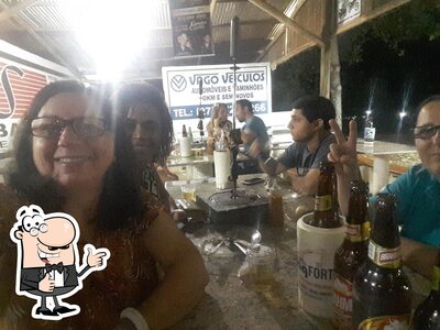 Espelunca Bar fornece um número de bebidas
