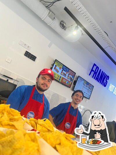 Nourriture à Franks Hot Dog - Rueil-Malmaison