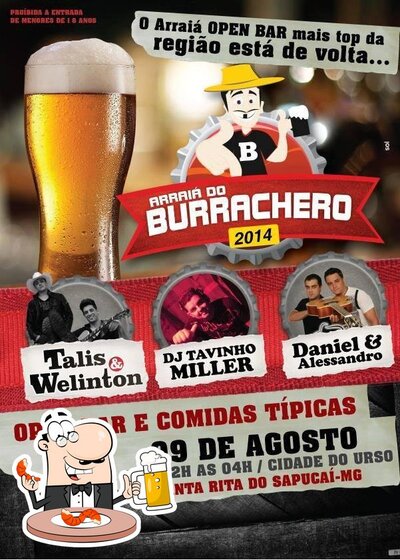 Desfute um copo de cerveja leve ou escura