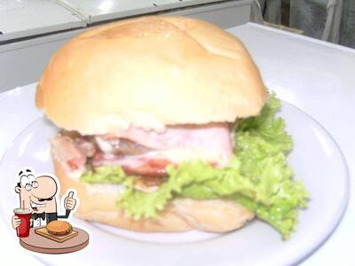 Deguste um dos hambúrgueres servidos no Xpicanha
