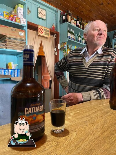 Comida em Bar e mercearia Valfrido