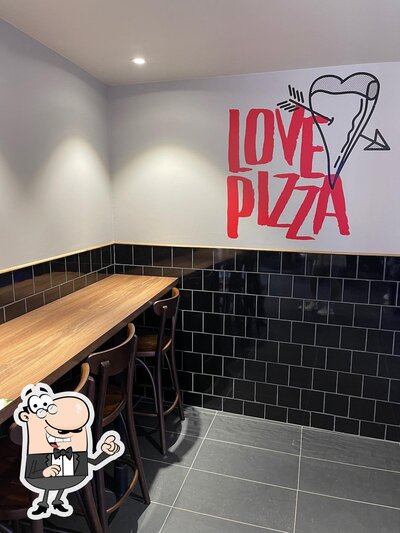 Découvrez l'intérieur de Pizza Hut