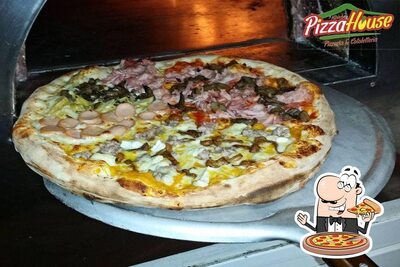 Scegli una pizza al ristorante Pizza House