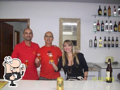 Lili Frutos do Mar e Petiscaria offerece uma variedade de drinques