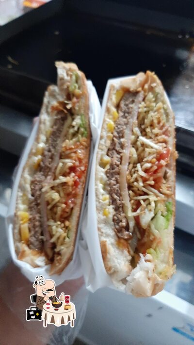 Comida em Pastelaria do Jonas