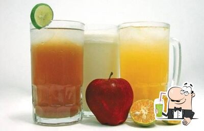 Lanchonete e Pizzaria C Q SAB fornece uma variedade de drinques