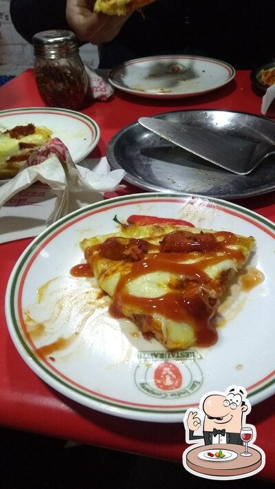 Meals at Chiliz The Pizza Shop چِلِیز