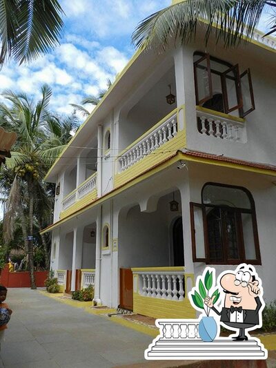 The exterior of Casa Bri Bon