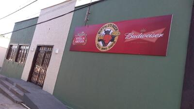 O Buffalu's Beer tem seu próprio logotipo