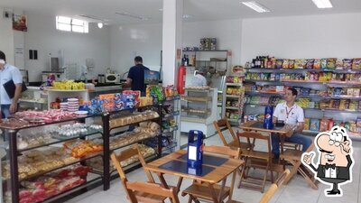 O interior do Vila Pão - Auto Serviço e Padaria