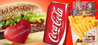 Xis Gaúcho - Sabor & Arte serve uma gama de opções para os amantes dos hambúrgueres