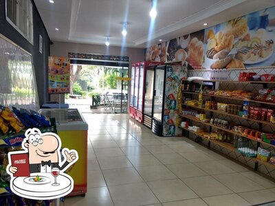Comida em GIOVANA PÃES E DOCES