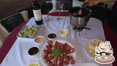 Comida em Lhamas Restaurante- Empório da Serra