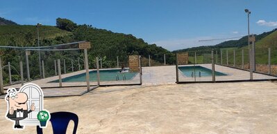 O exterior do Bar do Almir