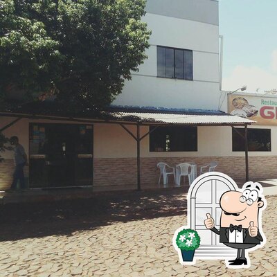 a área exterior é uma característica importante do Restaurante & Pizzaria do Gilvani