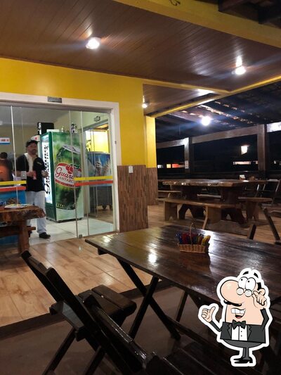Veja imagens do interior do Lukinhas Lanchonete