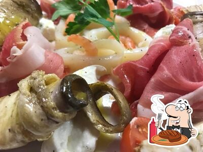 Scegli i piatti di carne alla pizzeria Barca
