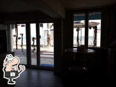 Dai un'occhiata agli interni di Beach Ristorante