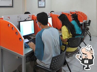 Check out how Arien Internet looks inside