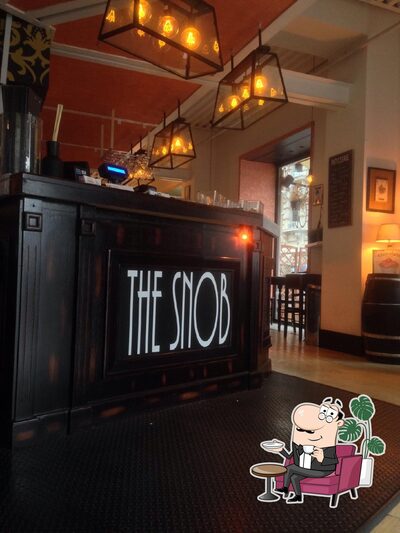 Découvrez l'intérieur de The Snob