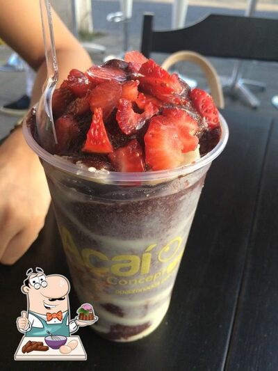 Não esqueça de experimentar uma sobremesa no Açaí Concept