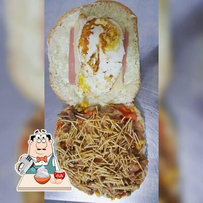 Não esqueça de experimentar uma sobremesa no Xis Da Mari
