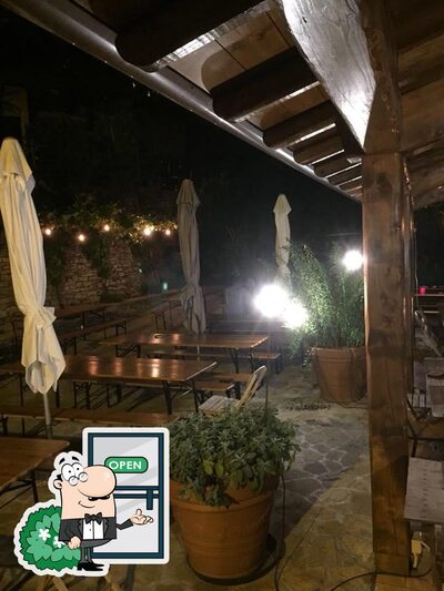 Guarda gli esterni di Ristobar I Giardini di Eva