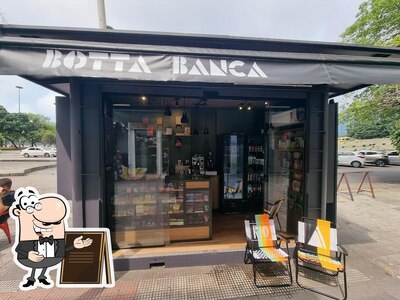 a parte exterior é uma característica importante do Botta Banca