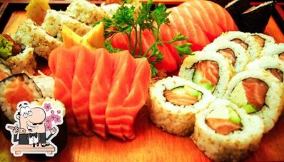 Rolos de sushi são disponibilizados no JAPA FOOD Ribeirão das Neves MG