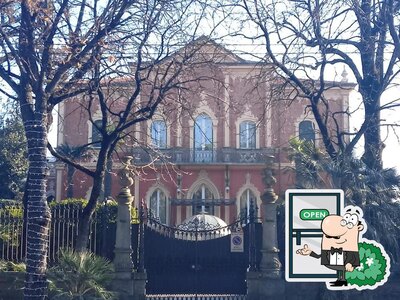 Goditi la vista dagli esterni di Marina Centro