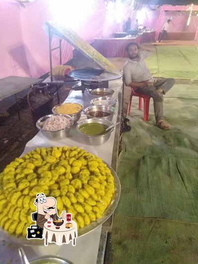 Meals at Thakur Chat Bhandar