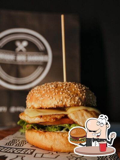 Peça um hambúrguer no Quiosque dos Sabores