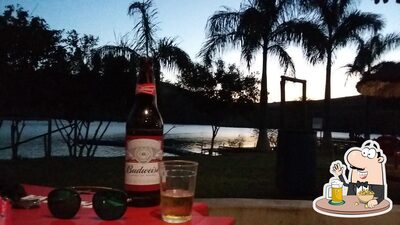Peça uma tulipa de cerveja leve ou escura