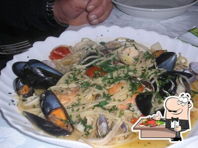 Degusta i sapori della cucina di mare al ristorante Ristorante Pizzeria Il Palmento di Peppe Cotto