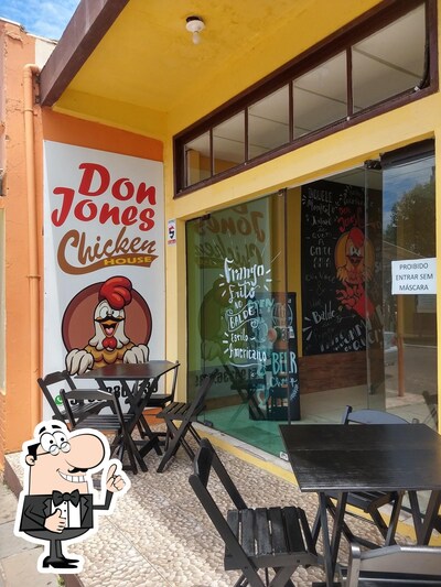 Don Jones Chicken House foto