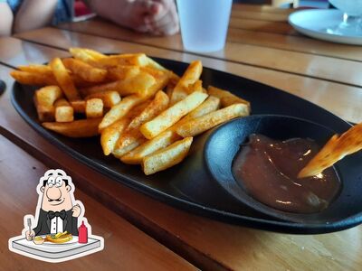 Taste finger chips with various sauces