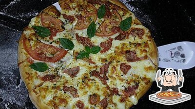 Escolha diferentes variedades de pizza