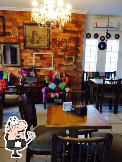 Veja imagens do interior do Café Do Prédio