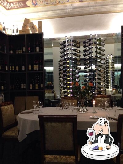 Assaggia il vino di Il Portale