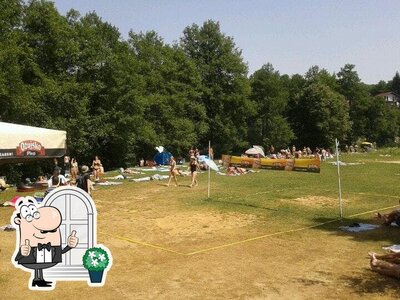 Gli esterni costituiscono una caratteristica importante di Jungle Bar