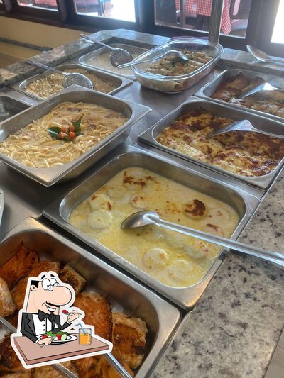 Comida em Restaurante da Porta - Dentro Clube da Porta do Sol