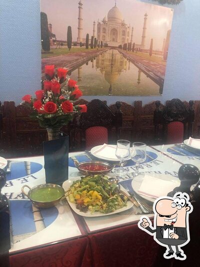 Installez-vous à l'une des tables de Le Rajasthan Rouen
