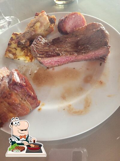 Escolha pratos de carne no Restaurante V8