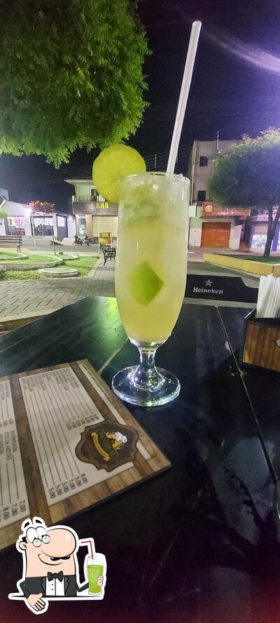 Você pode desfrutar de uma bebida do menu