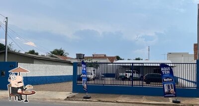 a área exterior é uma característica importante do NATTOS BIER CERVEJARIA
