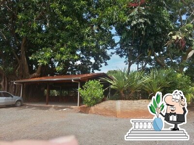Você pode espairecer no exterior Restaurante Angico Rubineia