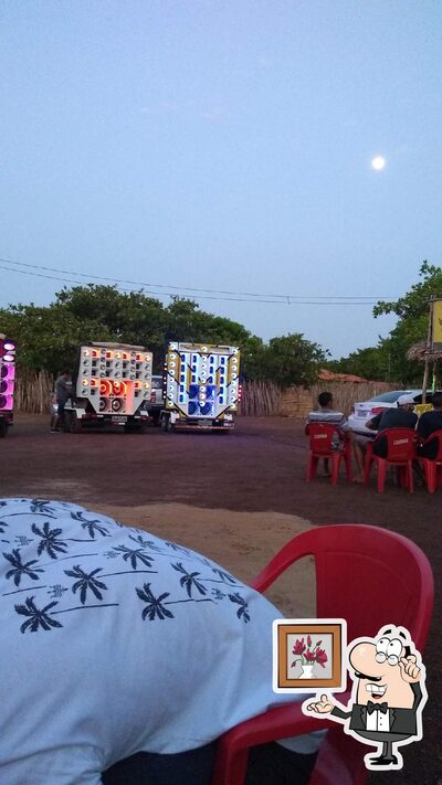 O interior do Bar do Leo